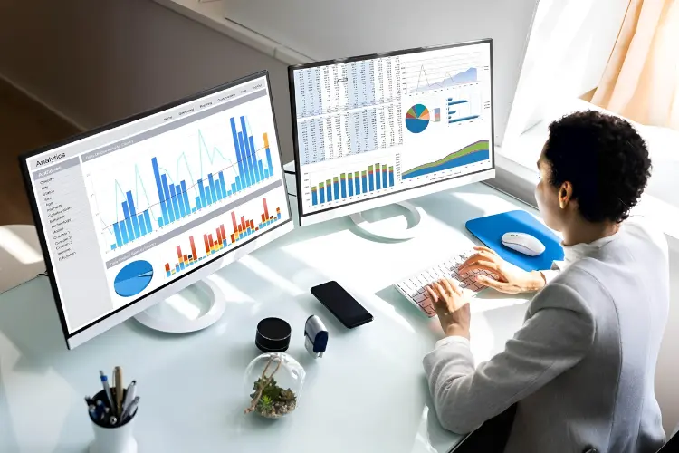 Real-time hospitality performance analytics and guest satisfaction reporting.